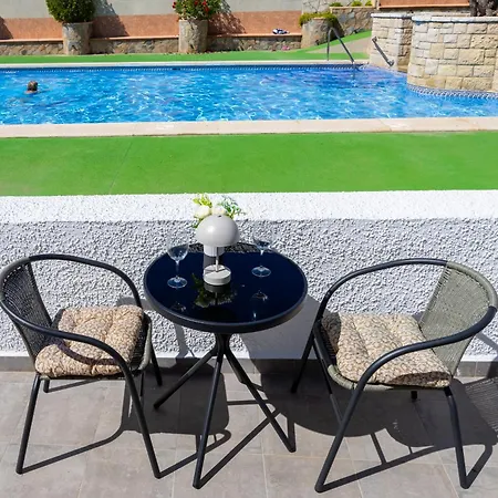Casa Eddy - Adults Only Con Piscina